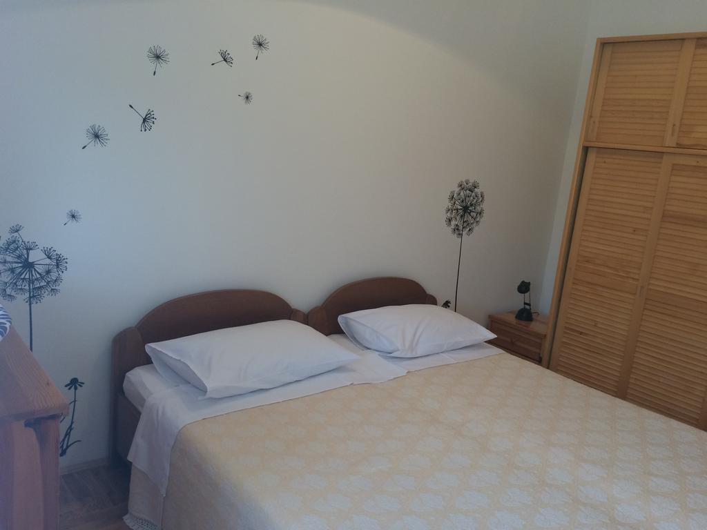 Apartment Kolundzic Novi Vinodolski Habitación foto