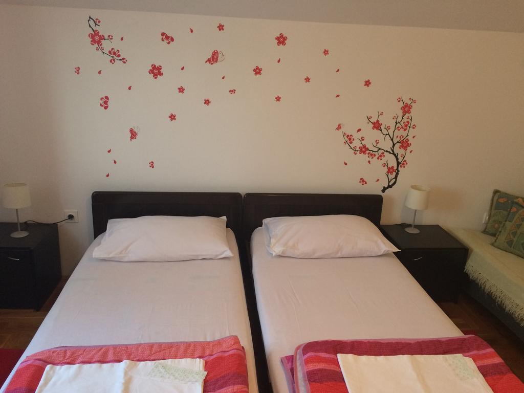 Apartment Kolundzic Novi Vinodolski Habitación foto
